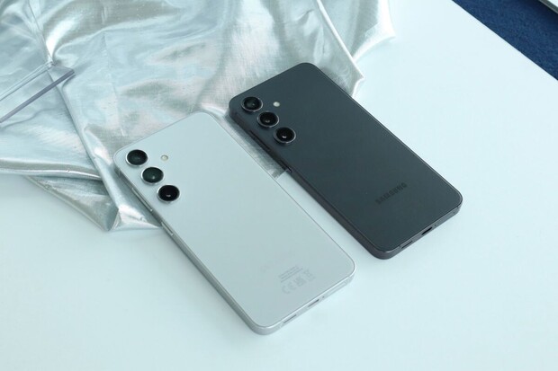 Připlatíme si několik tisíc? Řada Galaxy S25 od Samsungu možná podraží