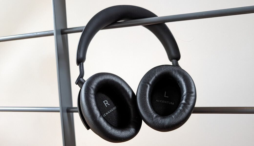 Sennheiser Accentum Wireless