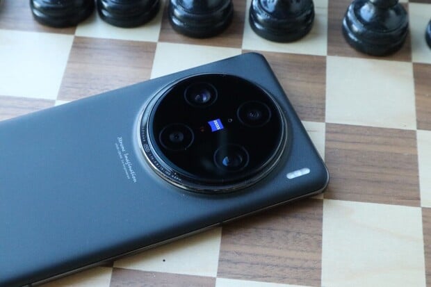 Vivo X100 Pro: zaostřeno na 1" fotoaparát, výhody optiky Zeiss a portrétní režim