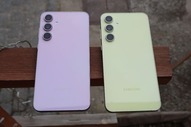 Tabulkové srovnání Galaxy A54 a A55. O kterých změnách byste měli vědět?