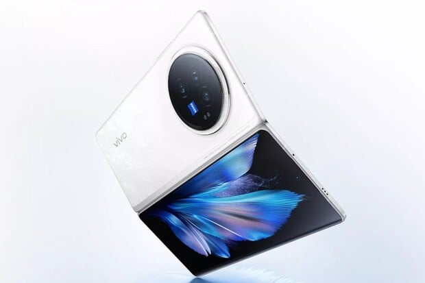 Nejlehčí ohebný mobil na světě, přivítejte Vivo X Fold3