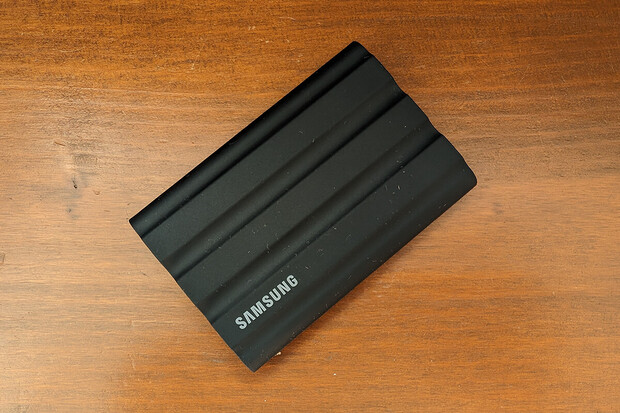 Samsung T7 Shield