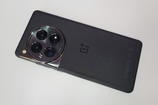 První dny s OnePlus 12. Jaké máme z vlajkové lodi značky dojmy? 