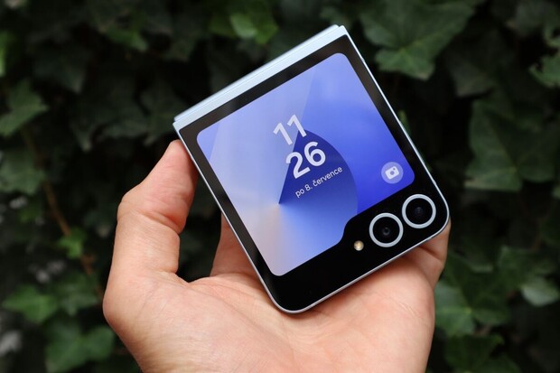 Samsung Galaxy Z Flip6 dostal vymodlený upgrade ve dvou oblastech i vyšší odolnost