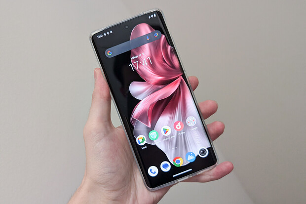 Velký AMOLED panel a spolehlivá čtečka, displej Viva V40 Lite nedělá kompromisy