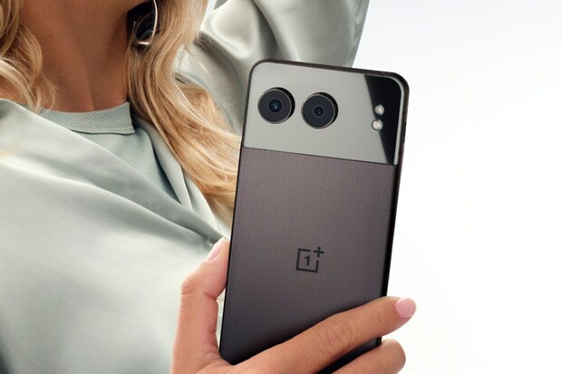 Kovový OnePlus Nord 4 v předprodeji. S obří slevou a sluchátky zdarma