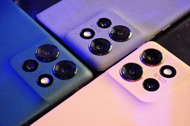 Motorola u novinek Edge 50 (Neo) protahuje podporu. Starší kousky mají smůlu