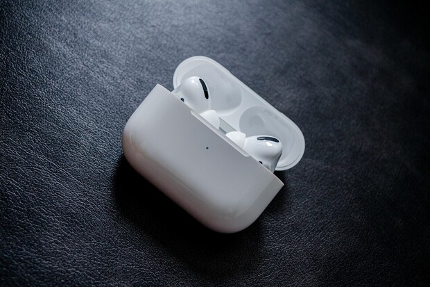 AirPods už za 2 849 Kč, rekordní sleva platí jen do pondělí