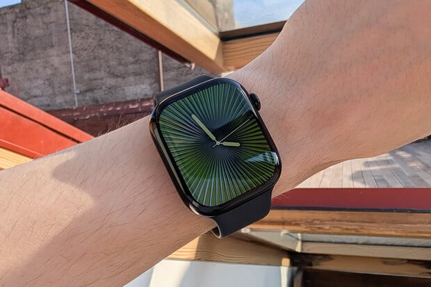 Nejlepší chytré hodinky pro bezkontaktní platby