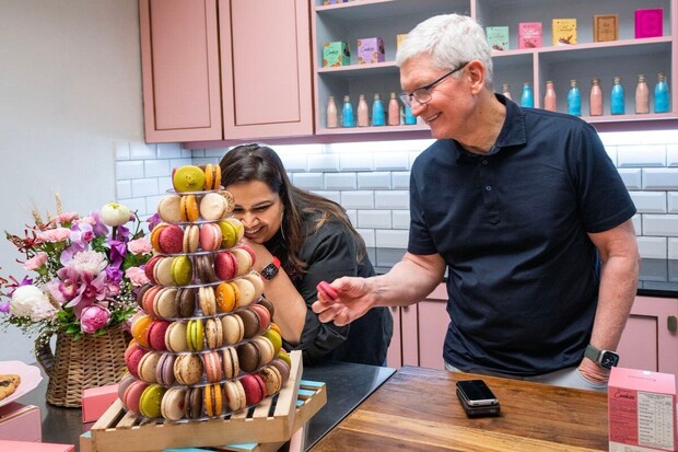 „Naše AI nebyla první, ale bude nejlepší,“ slibuje šéf Applu, Tim Cook