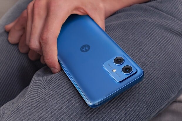 Nejlepší mobil za 4 tisíce: Motorola G54 má obří baterii a bezkonkurenční paměť