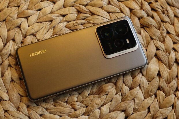 Mobil s výdrží více než 5 dní? Realme svým prototypem nastíní budoucnost