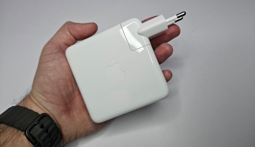 Apple 96W USB-C Power Adapter