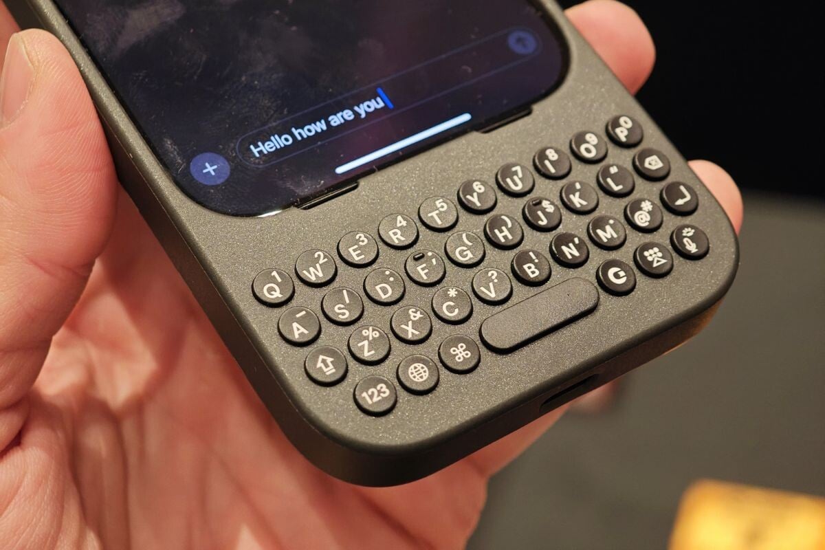 Remember Physical Keyboards? Clicks for Android Coming Soon at MWC 2025