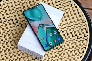 Nejnovější Android 16 zamířil na ASUS ZenFone 12 Ultra a herní ROG Phone 9