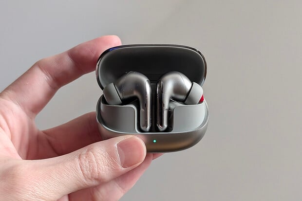 Xiaomi Buds 5 Pro (Wi-Fi) jsou nová sluchátka, která si za okamžik objednáte i vy