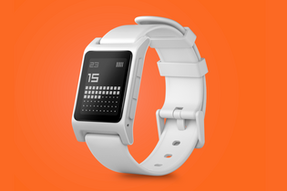 Návrat Pebble? Přichází nové hodinky Core se známým systémem a dlouhou výdrží