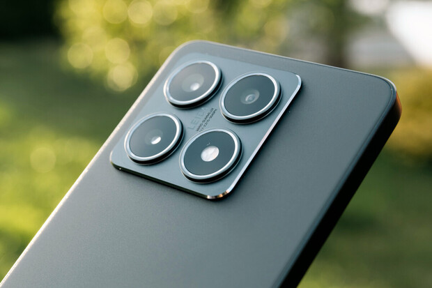 Skvělé Xiaomi 14T Pro je v extrémní slevě, ušetříte přes 8 tisíc