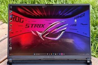 ASUS ROG Strix Scar 18" (2025)