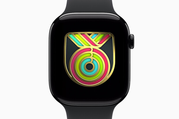 Dnes je Světový den uzavírání kroužků, Apple rozdává i fyzické odznaky