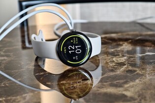 Pixel Watch 5 na obzoru? Google vsadí na novou barvu, ale také zdraží