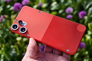 Přivolejte si léto novou soutěží hned o tři zářivé produkty od společnosti CMF!