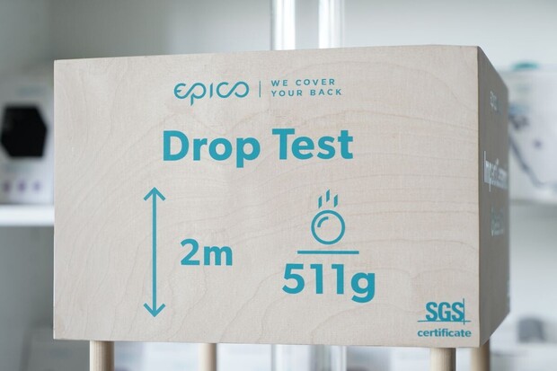 Exkurze do světa ochranných skel: jak se testuje odolnost proti pádům a škrábancům?