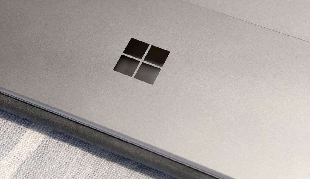 Microsoft Surface Pro 12" 