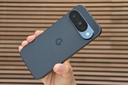Příslušenství PixelSnap pro Google Pixel 10 trápí přehřívání i volné šroubky