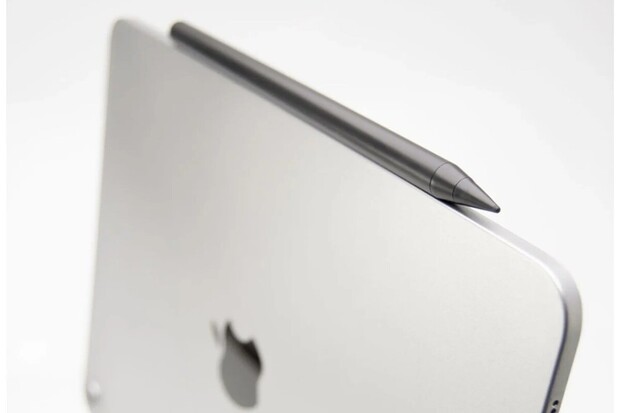 Doplňky pro MacBook zlevňují. Kryty a klávesnice teď vyjdou levněji než kdy dřív