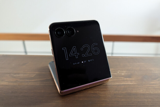 Malý, ale šikovný: zaměřeno na využitelnost vnějšího displeje Razru 60 Ultra