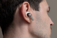 Nothing Ear (3) zpřístupní špičkový mikrofon i „pokec“ s ChatGPT