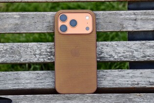 Návrat hliníku a nový materiál TechWoven: jak se testuje iPhone 17 Pro?