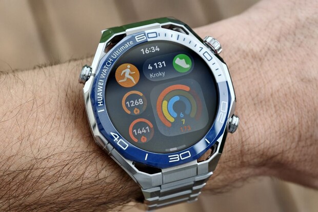 Těžký kalibr v říši chytrých hodinek přichází: testujeme Huawei Watch Ultimate 2