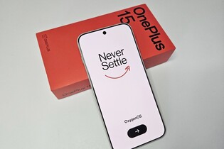 Přehledně: Kolik stojí všechny varianty vlajkového OnePlus 15?