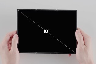 Mobil, kterého se nedočkáme. Zhlédněte alespoň unboxing na Samsungu Galaxy Z TriFold