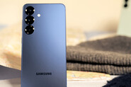 Ceny Samsungů stále padají. Galaxy S25 koupíte za pouhých 13 990 Kč