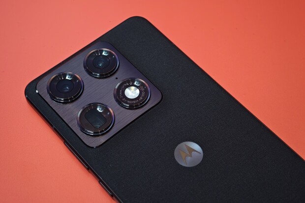 Fotí Motorola Signature s oceněním DxOMark stejně dobře jako vypadá? Posuďte sami