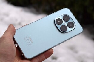 Blankytně modré Redmi Note 15 Pro 5G v redakci. Jak se vám líbí?