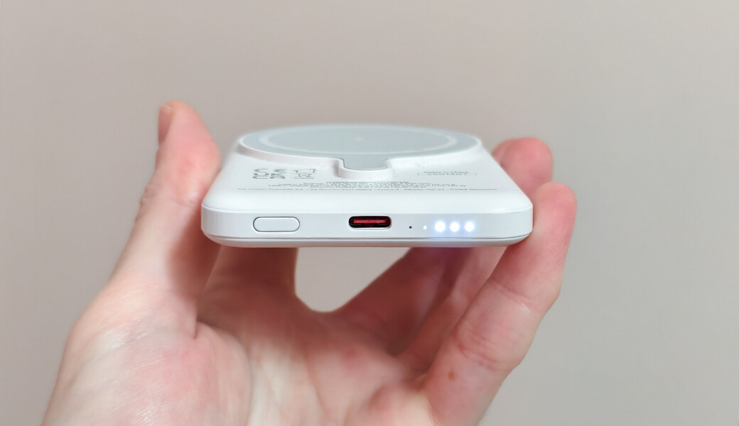 Powerbanka O2 MagSafe 5 000 mAh