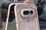 Nothing Phone (4a) ještě před premiérou? Prohlédli jsme si růžovou variantu