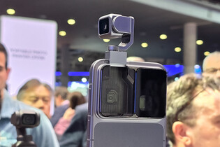 Mobil, nebo robot? Honor Robot Phone nahradí gimbal i osobního asistenta