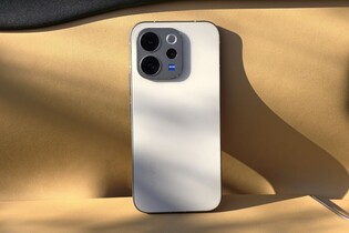 Vivo V70 v redakci aneb když model střední třídy uštědří lekci i těm nejlepším