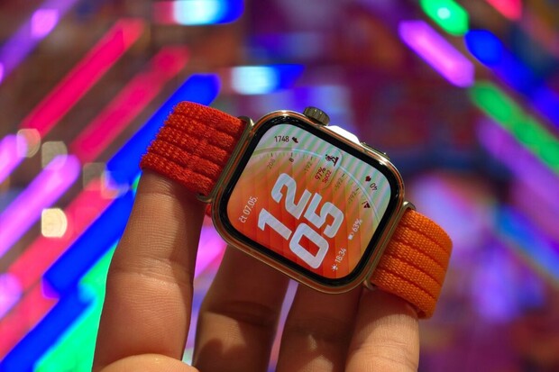 „Pandí“ Huawei Watch Fit 5 (Pro) s vámi doslova zacvičí, brzy budou v Česku