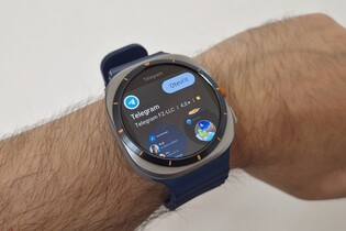 Máte hodinky s Wear OS? Vrací se na ně aplikace Telegram