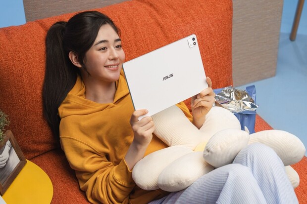 ASUS se vrací k tabletům. Novinka Pad láká špičkový OLED displejem