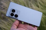 Testujeme Sony Xperii 1 VIII: přináší designový šok a povrch jako smirek
