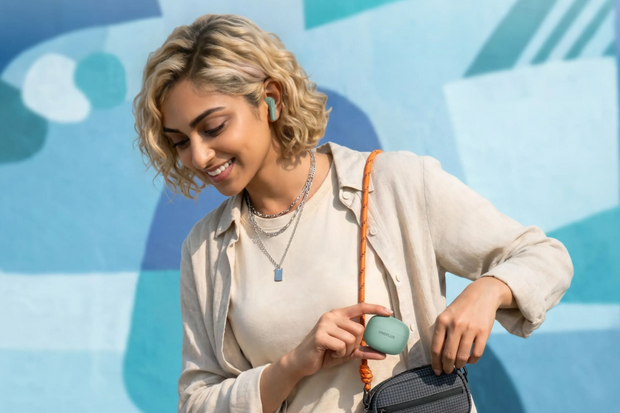 Zapomeňte na nabíječku. OnePlus Nord Buds 4 hrají déle než dva dny v kuse