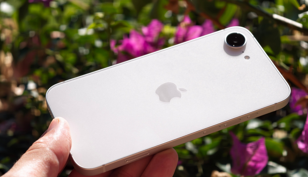 Apple iPhone 17e