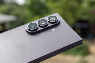 Foťáky za 50 tisíc. Podívejte se, jak fotí nový Samsung Z Fold8 Ultra